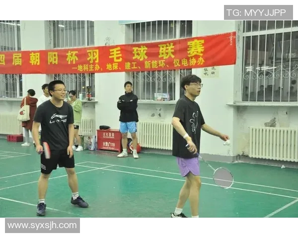 武汉羽毛球队在冠军赛中的团队协作展现出无与伦比的默契与实力 武汉羽毛球队在冠军赛中的团队协作展现出无与伦比的默契与实力