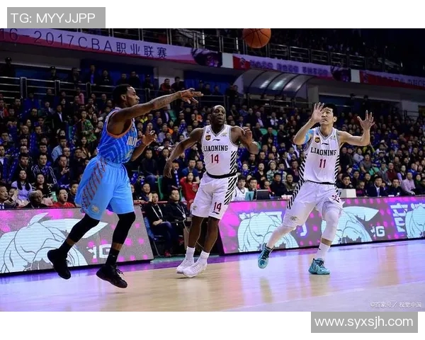 成都篮球队状态变革引发热议球迷期待新赛季的精彩表现与突破 成都篮球队状态变革引发热议球迷期待新赛季的精彩表现与突破